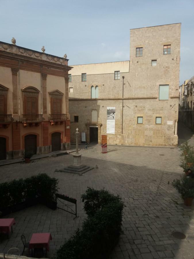 Ferienwohnung La Stanza Del Vicolo Palermo Exterior foto