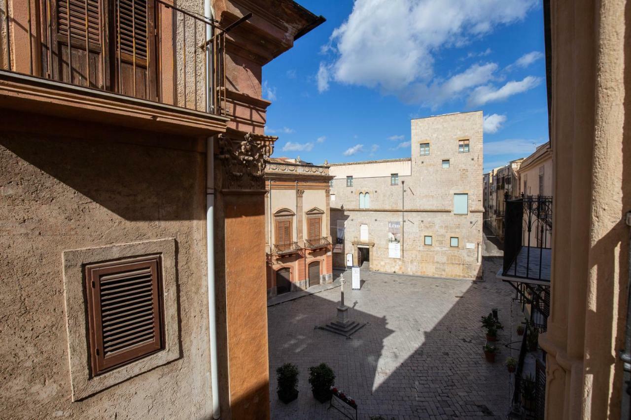 Ferienwohnung La Stanza Del Vicolo Palermo Exterior foto